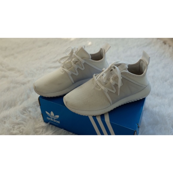 adidas Shoes - Adidas Tubular  Viral 2